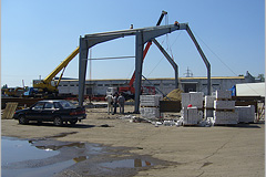 8. Монтаж первых двух рам (колонны / балки).