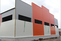 31. Завершающая стадия монтажа здания INDI.