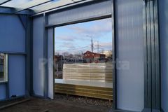 21. منظر للفتحة تحت البوابة داخل البناء.