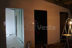 28. الحواجزالداخلية من الألواح والصفائح وألواح الجبس.